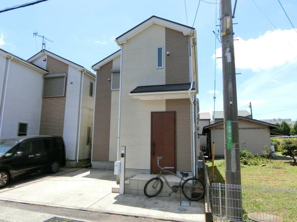 厚木市妻田南２丁目の中古一戸建