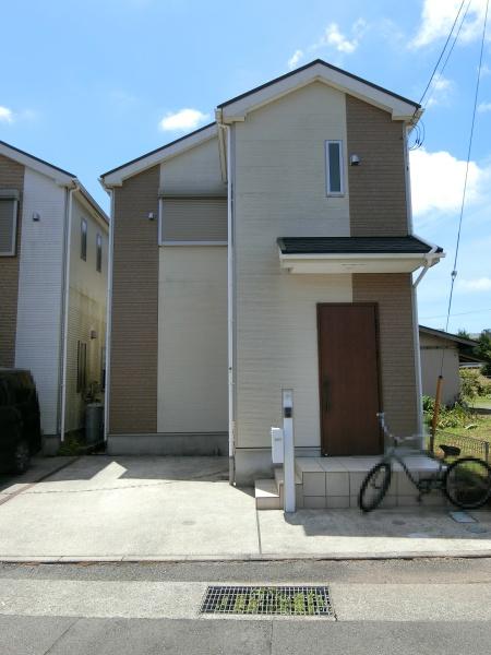 厚木市妻田南２丁目の中古一戸建