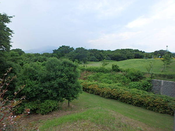 厚木市中依知の土地(県立相模三川公園)