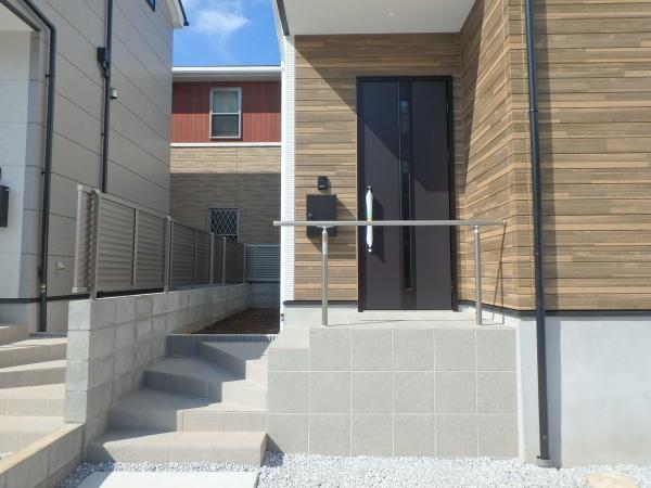 綾瀬市綾西３丁目の新築一戸建