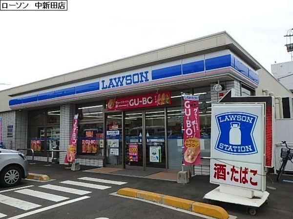 コアロード海老名Ⅴトリアノンタワーズクレストタワー(ローソン　中新田店)