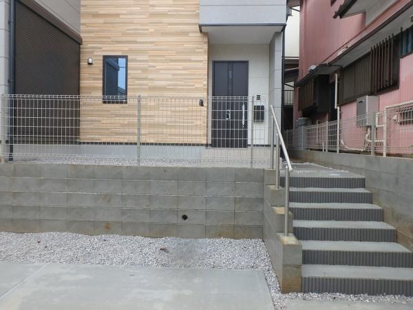 綾瀬市寺尾中４丁目の新築一戸建