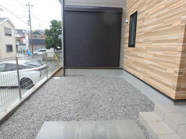 綾瀬市寺尾中４丁目の新築一戸建