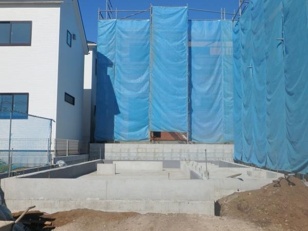 綾瀬市寺尾本町３丁目の新築一戸建