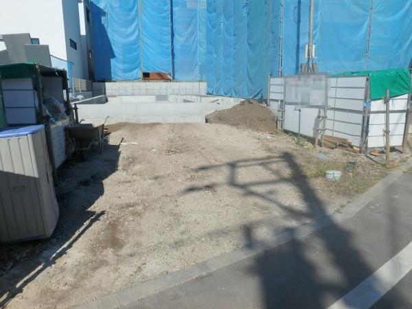 綾瀬市寺尾本町３丁目の新築一戸建