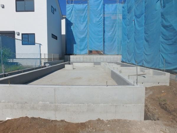 綾瀬市寺尾本町３丁目の新築一戸建