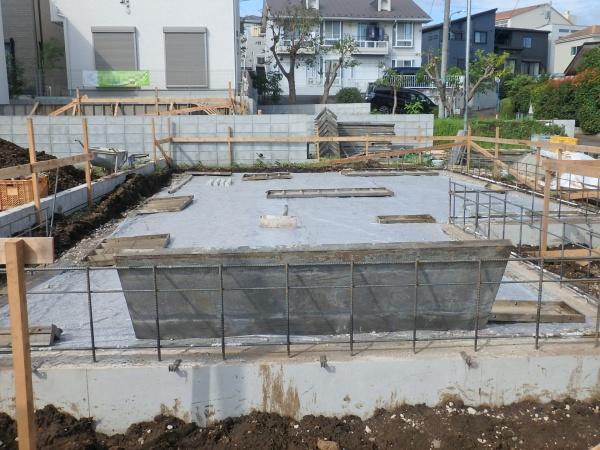 綾瀬市寺尾本町３丁目の新築一戸建