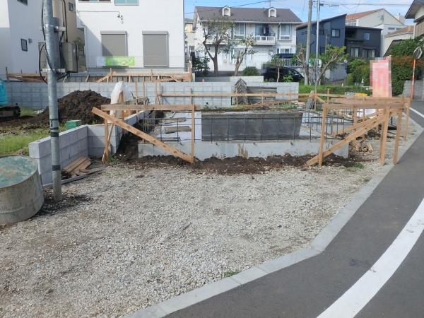 綾瀬市寺尾本町３丁目の新築一戸建