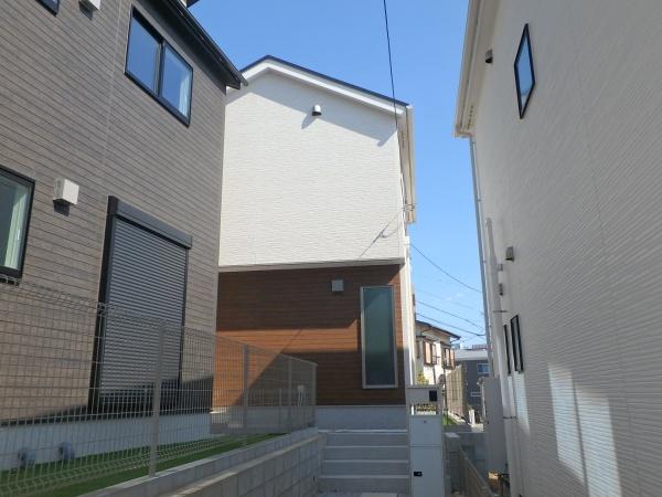 綾瀬市寺尾本町３丁目の新築一戸建