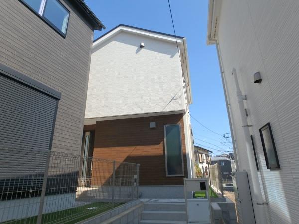 綾瀬市寺尾本町3丁目の新築一戸建