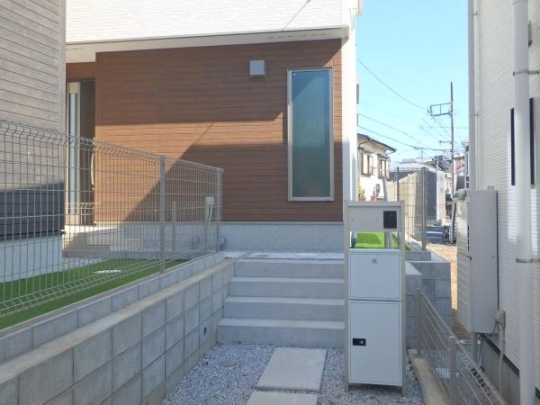 綾瀬市寺尾本町３丁目の新築一戸建