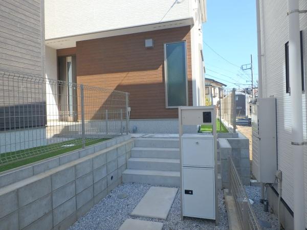 綾瀬市寺尾本町３丁目の新築一戸建