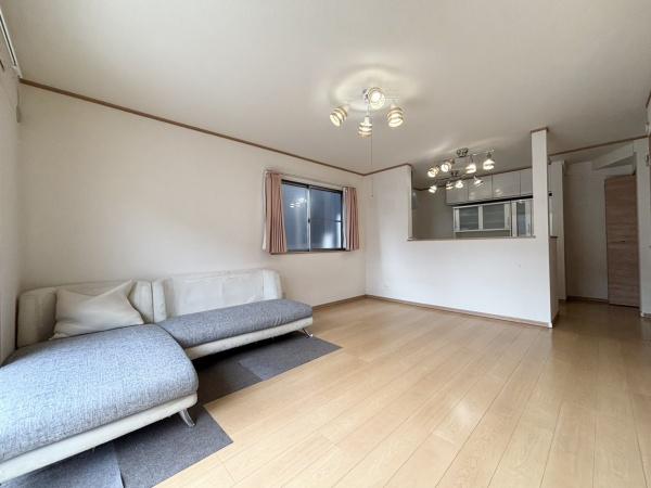 座間市入谷東４丁目の中古一戸建て