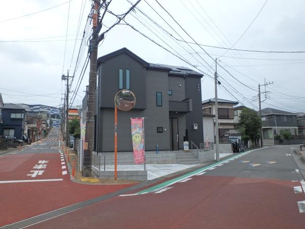 綾瀬市寺尾釜田２丁目の新築一戸建