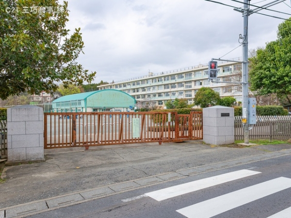 所沢市大字山口の土地(所沢市立山口小学校)