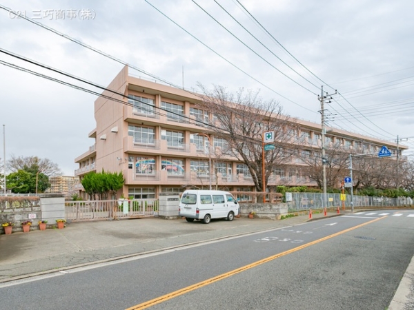 所沢市大字山口の土地(所沢市立椿峰小学校)