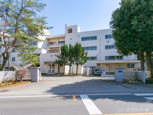 所沢市大字中富の新築一戸建(所沢市立富岡中学校)