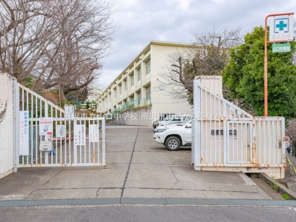 所沢市大字山口の土地(所沢市立山口中学校)