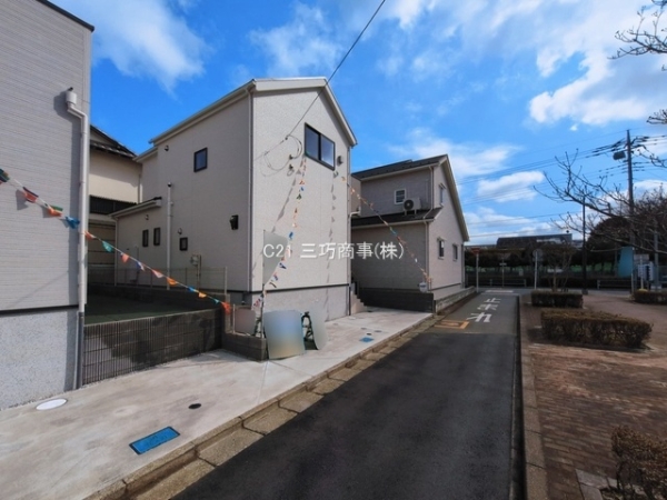 所沢市中新井４丁目の新築一戸建