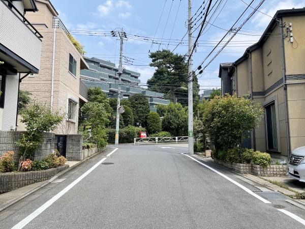 世田谷区岡本３丁目の中古一戸建