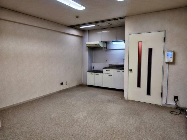 ドミール5番町