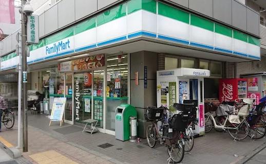 びゅうパルク萩中(ファミリーマートタケウチ萩中店)