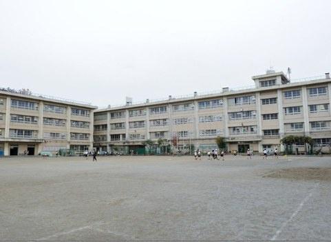 川崎市宮前区鷺沼2丁目の新築一戸建(川崎市立鷺沼小学校)