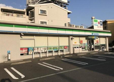 川崎市宮前区鷺沼2丁目の新築一戸建(ファミリーマート川崎鷺沼店)