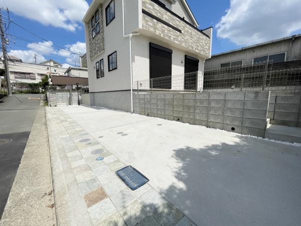 横浜市青葉区市ケ尾町の新築一戸建