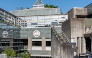 藤和上北沢ホームズ(世田谷区立上北沢図書館)