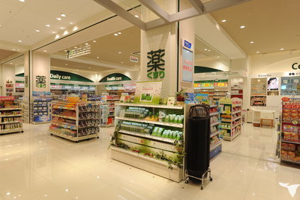 クレッセント武蔵小杉グラデイズ壱番館(セブン美のガーデン武蔵小杉駅前店)