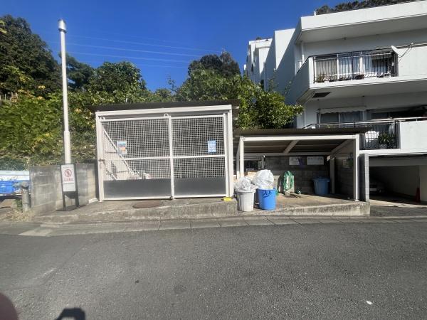 宮前平ロイヤルマンション