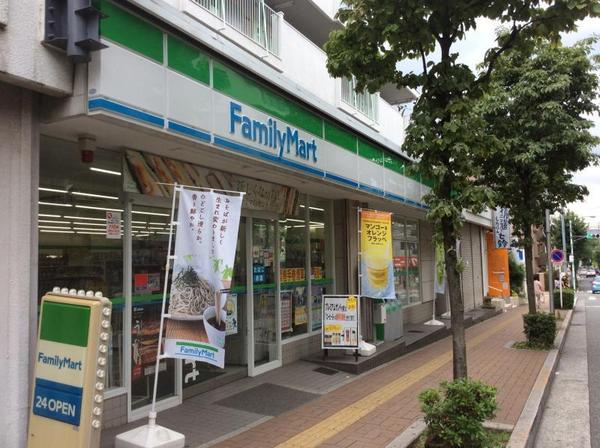 ヒルズ市が尾ブライトステージ(ファミリーマート市ヶ尾駅北口店)