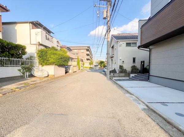 横浜市青葉区新石川４丁目の新築一戸建
