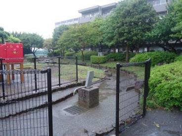エクストール世田谷千歳(廻沢小緑地)