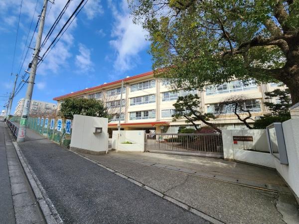 宮崎台ハイツ(川崎市立宮前平小学校)