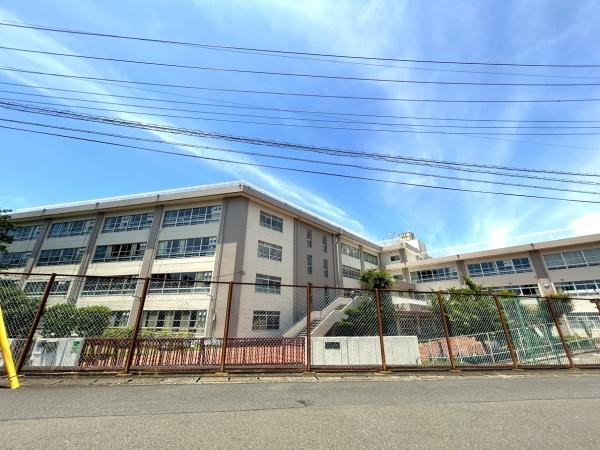 川崎市多摩区長尾７丁目の土地(川崎市立長尾小学校)