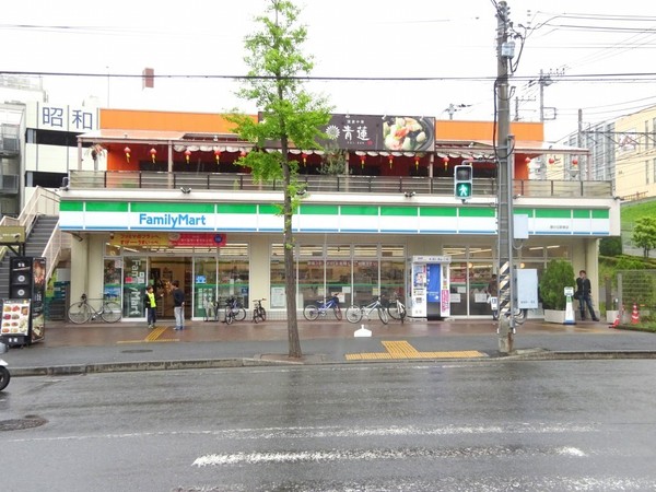 横浜市青葉区梅が丘の土地(ファミリーマート藤が丘駅南口店)