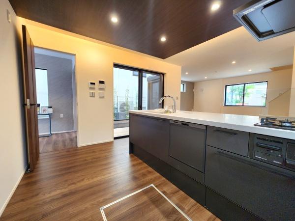 【閑静な住宅地】カースペース2台分｜荏田西新築分譲住宅