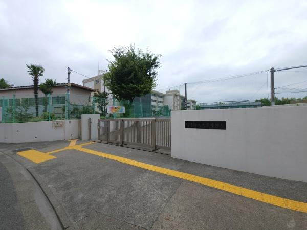 川崎市宮前区犬蔵3丁目の土地(川崎市立犬蔵中学校)