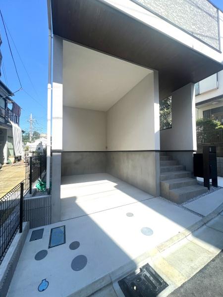 川崎市多摩区東三田３丁目の新築一戸建