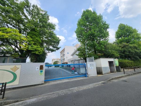 川崎市多摩区南生田1丁目の新築一戸建(川崎市立南生田小学校)