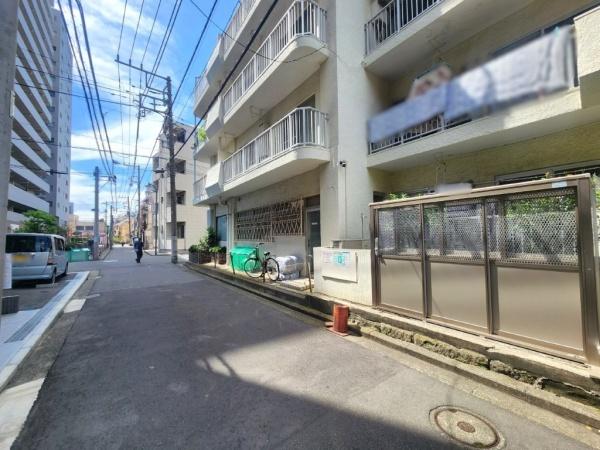 花月園ローズプラザ1階事務所