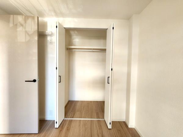 東急鷺沼スカイドエリングB棟(収納)