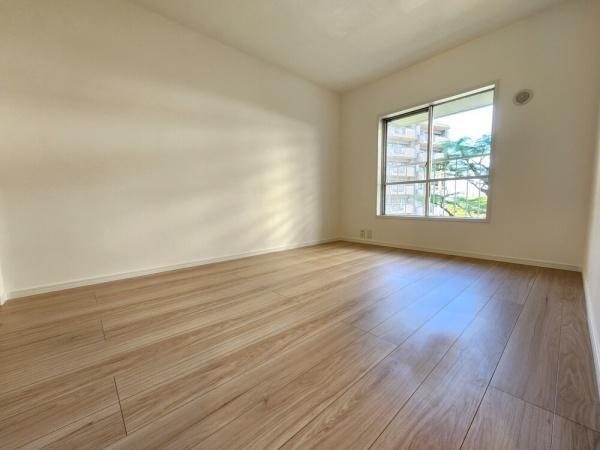 東急鷺沼スカイドエリングB棟(洋室)