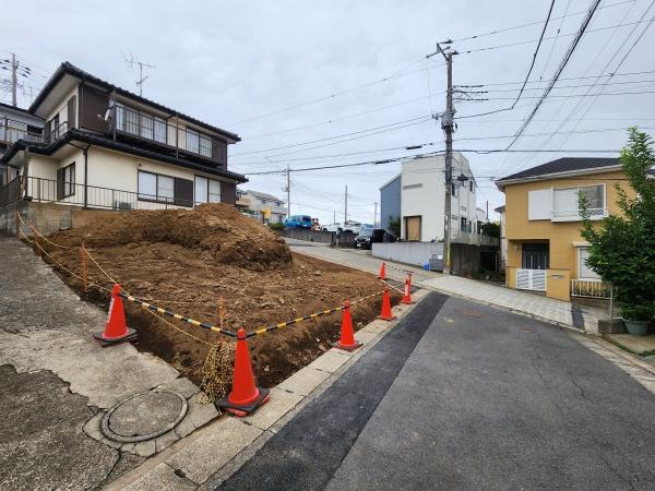 川崎市宮前区平3丁目新築一戸建て