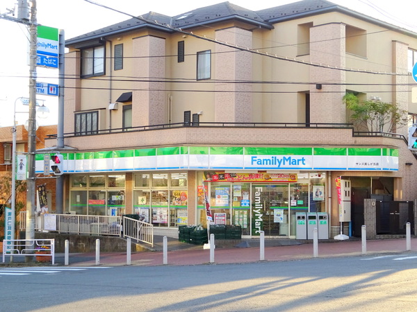 たまプラーザ団地６街区３号棟(ファミリーマートサンズ美しが丘店)