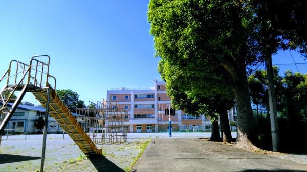 川崎市宮前区神木本町３丁目の新築一戸建(川崎市立平小学校)