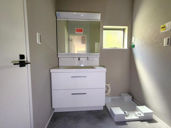 ラグラス初山新築分譲住宅6号棟