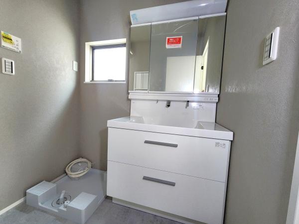 ラグラス初山新築分譲住宅7号棟